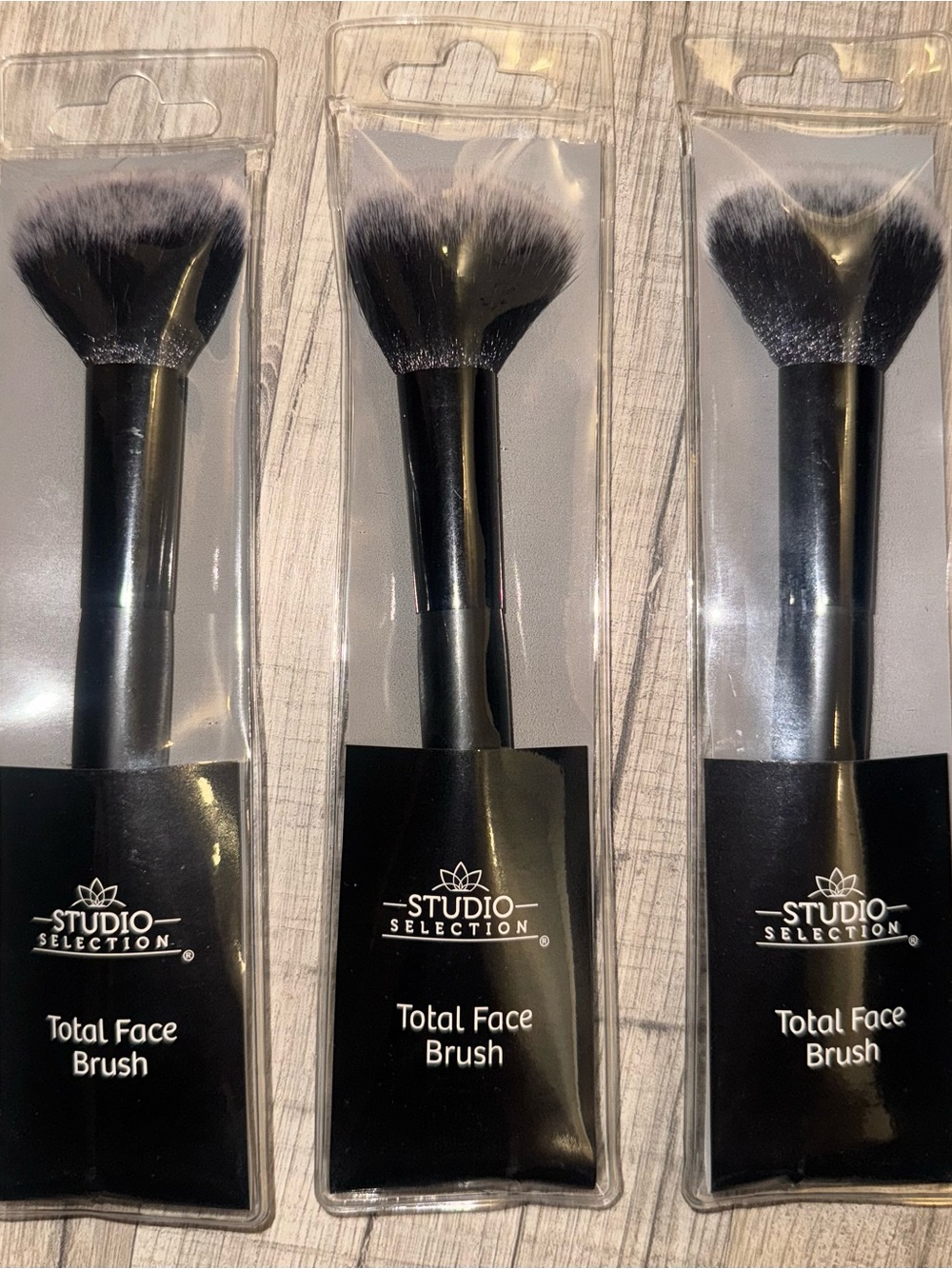 Studio Selection Total Face Brush - Black Handle with Two-Tone Bristles 3pk